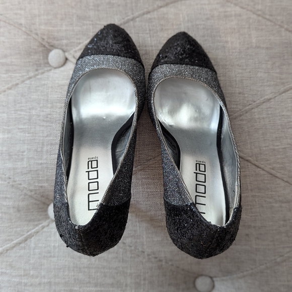 Silver and Black High Heels - Picture 3 of 9